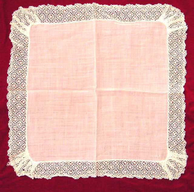 Vintage Linen Handkerchief w/ TATTED EDGES