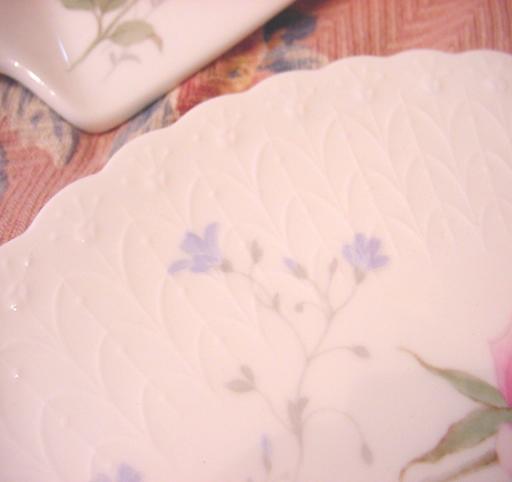 Mikasa bone china Cake plate and matching server